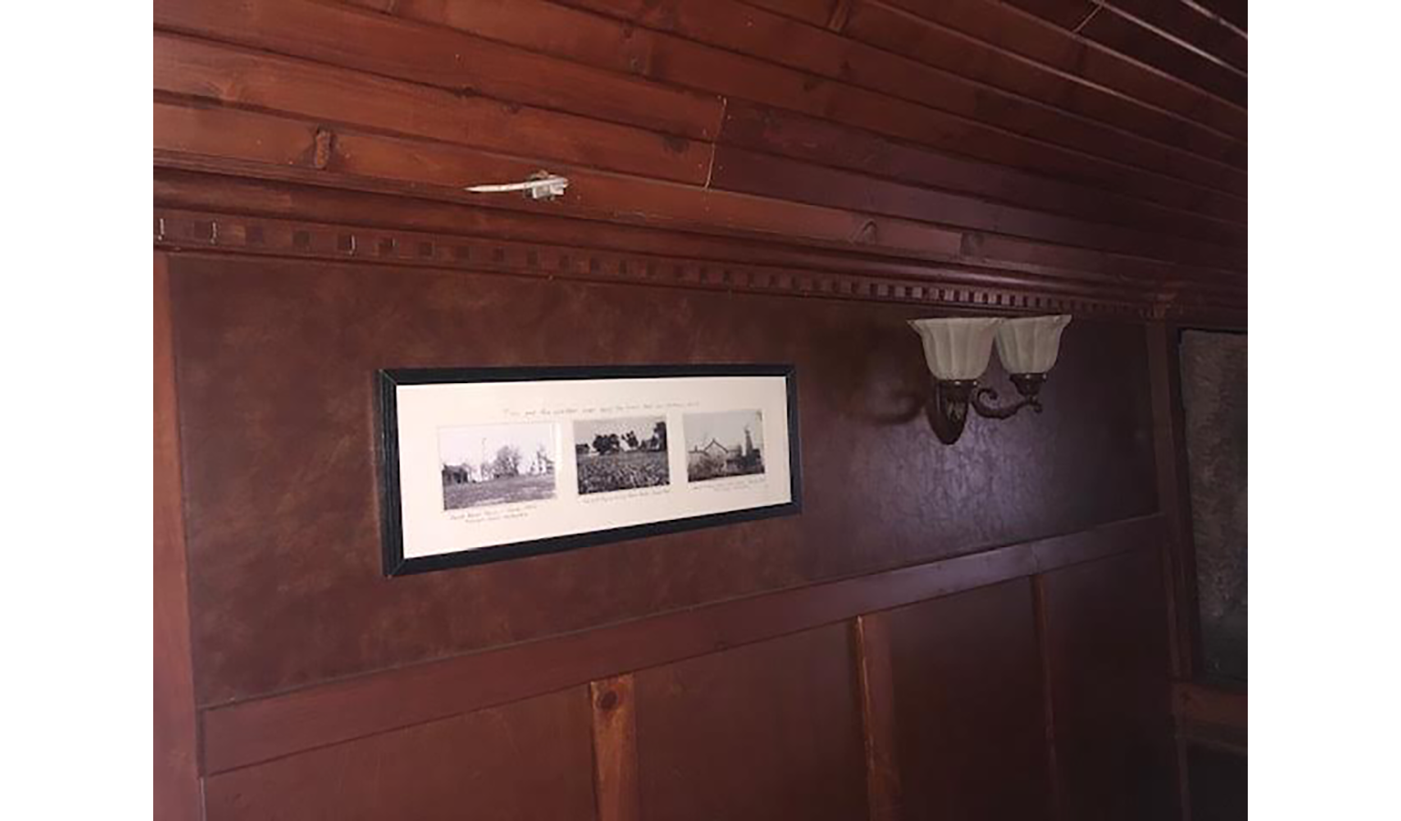 Craftsman Style Upper Wall-Ceiling Detail